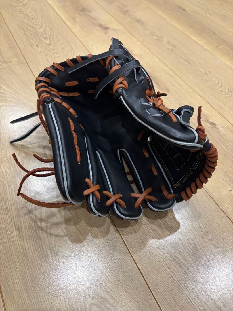 ディファイン一般硬式内野手グローブ！ほぼ新品！型付け済み！即戦力！