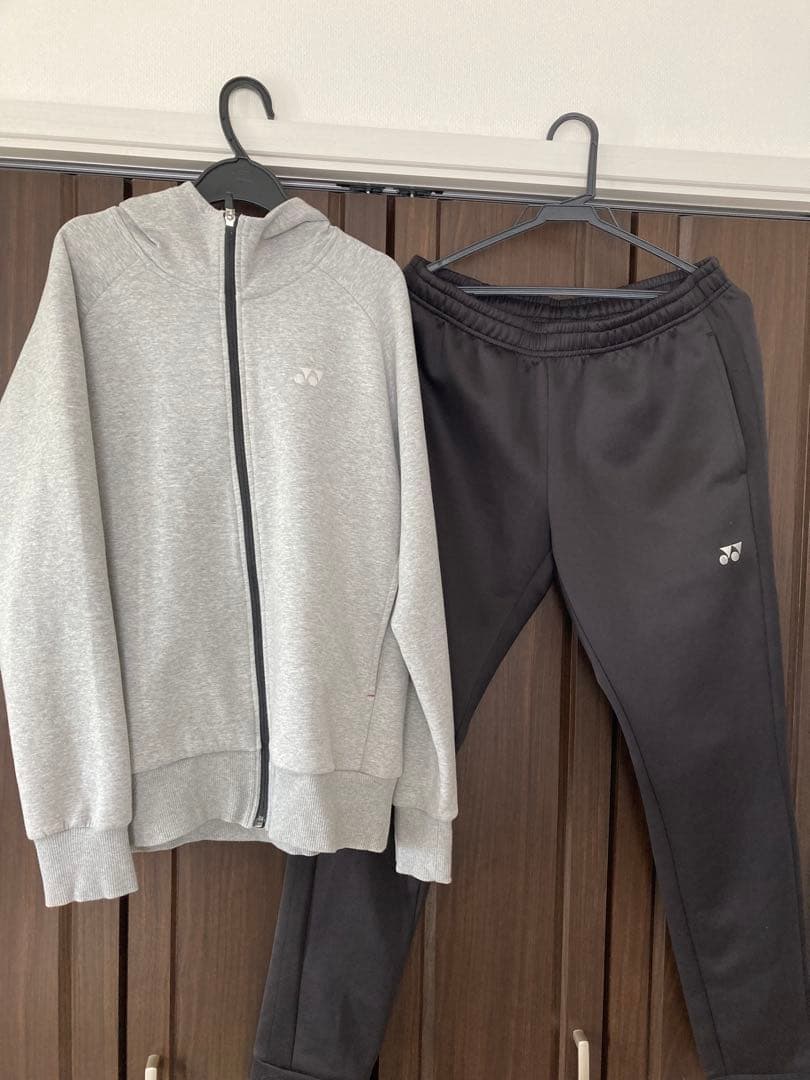 ヨネックス（YONEX）パーカーM＆ジョガーパンツLサイズ 上下セット【美品】