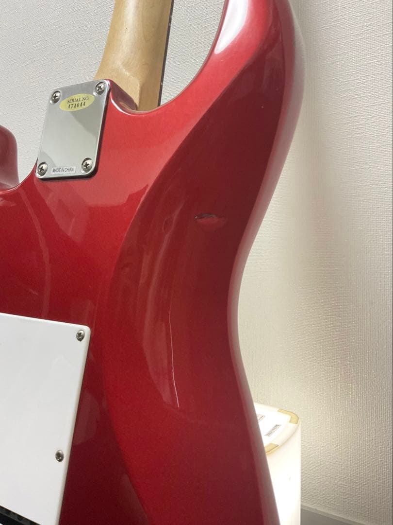 BUSKER'S ストラトキャスター　赤