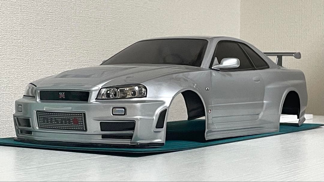 タミヤラジコンボディ　R34 GTR