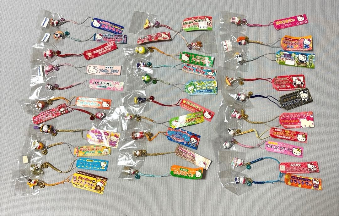 ハローキティ　値付け　ストラップ31個セット