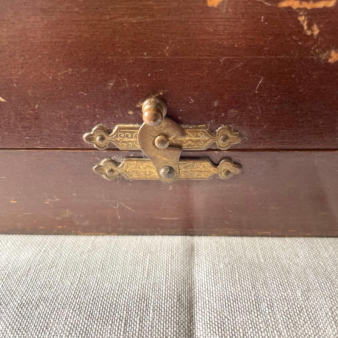 イギリスアンティーク　ファーストエイドケース　Boots 救急箱　ボックス