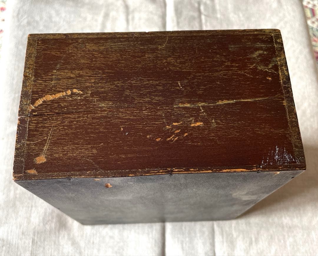 イギリスアンティーク　ファーストエイドケース　Boots 救急箱　ボックス