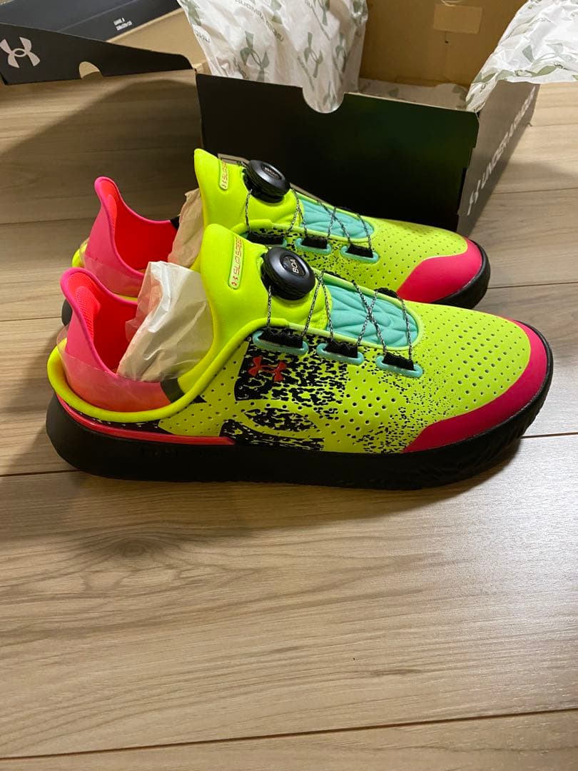 アンダーアーマー スリップスピード トレーナー グラフィック　26.5cm