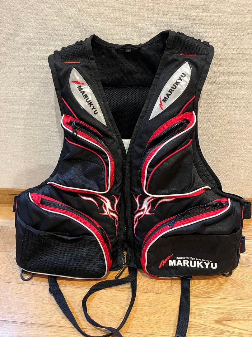MARUKYU ライフジャケット ブラック/レッド