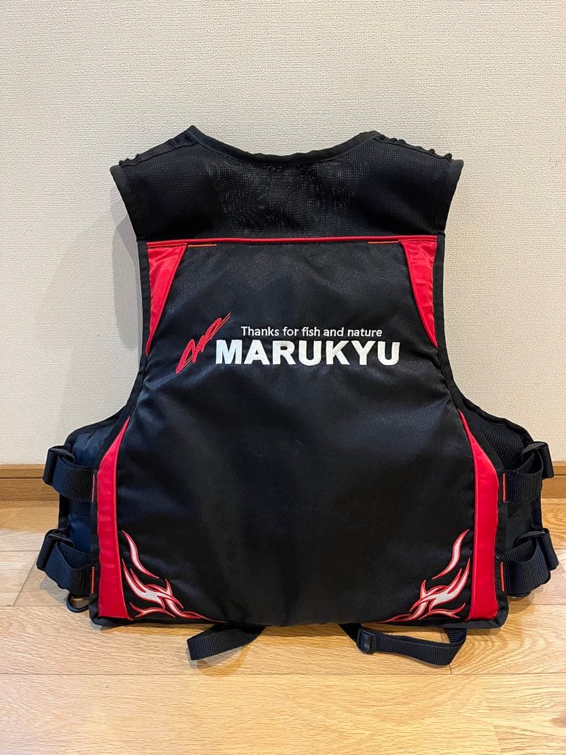 MARUKYU ライフジャケット ブラック/レッド