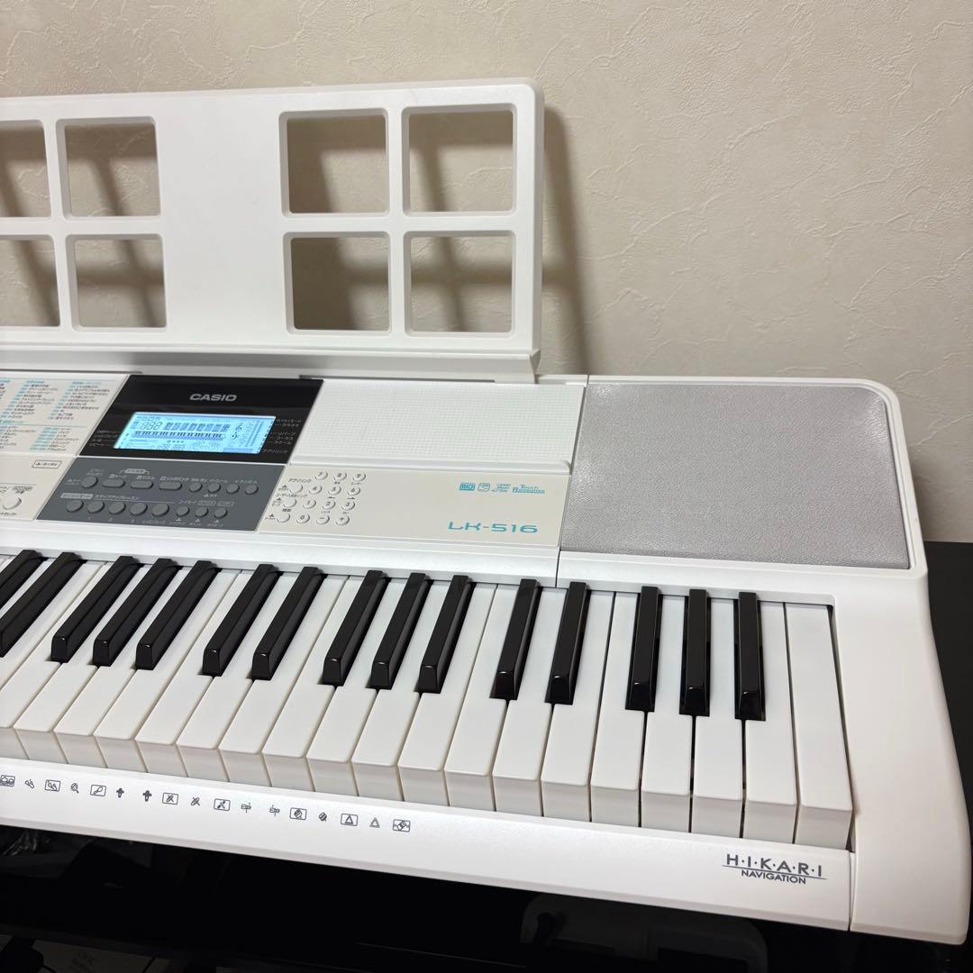 【極美品】カシオ CASIO 光ナビゲーション キーボード LK-516 楽譜付