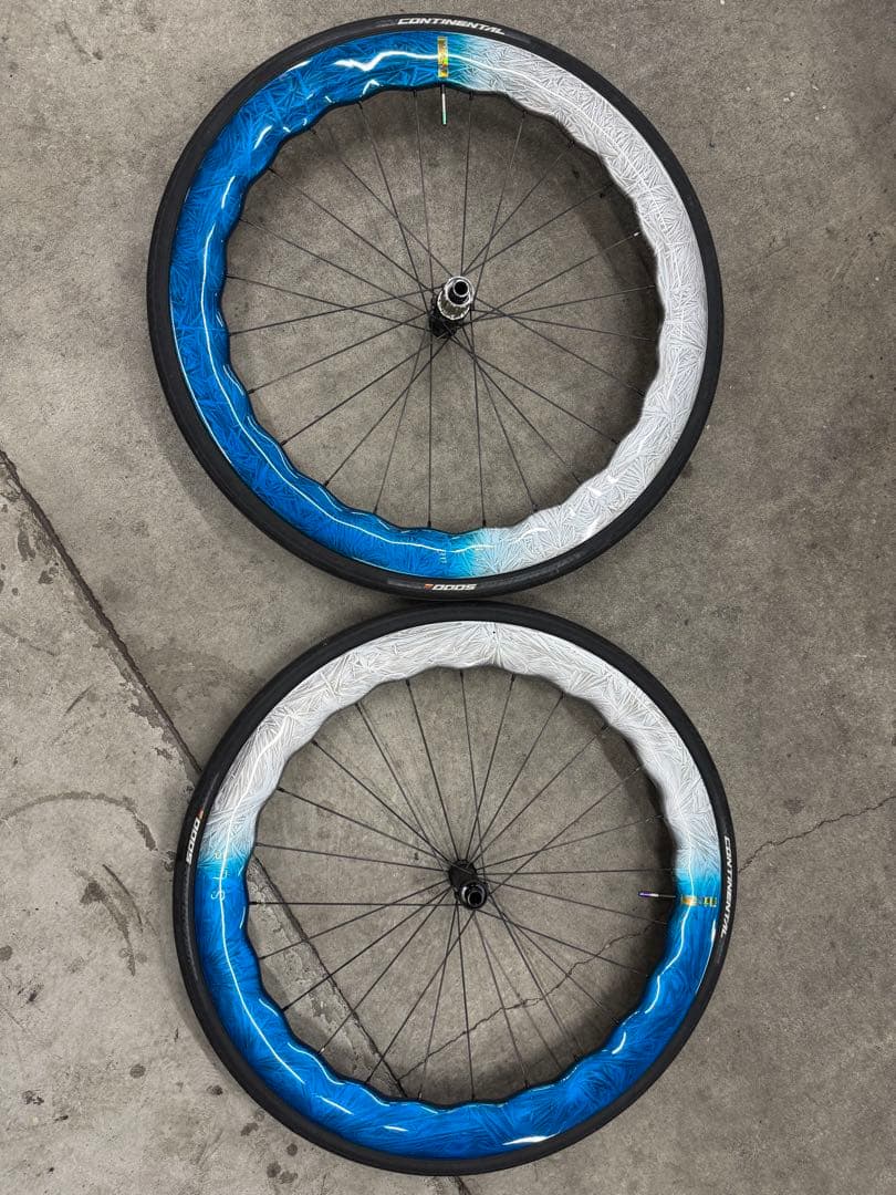 中華カーボンホイール　60T 超軽量　700C セラミックベアリング