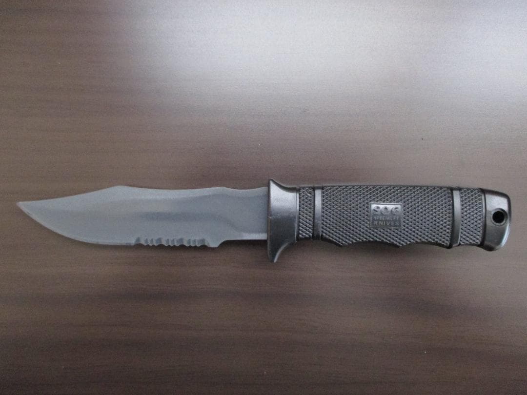 新品　完成模型品　米軍　特殊部隊　SOG SEAL PUP　タクティカルナイフ