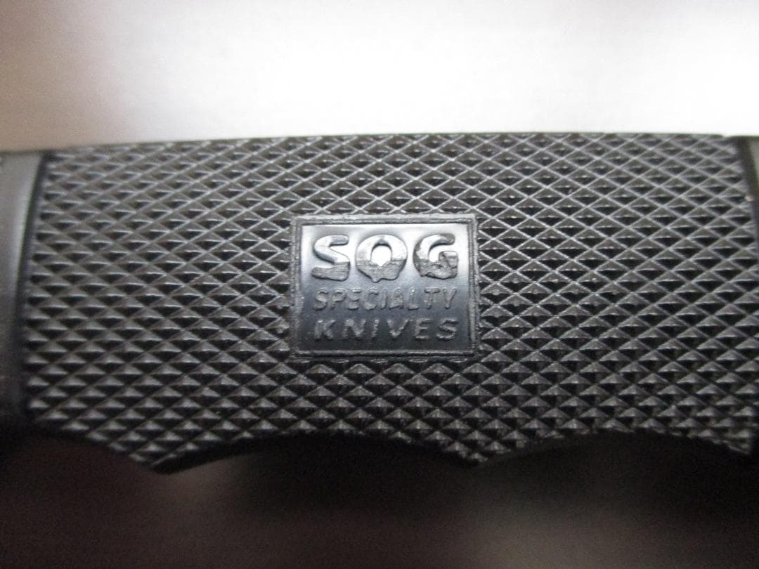 新品　完成模型品　米軍　特殊部隊　SOG SEAL PUP　タクティカルナイフ