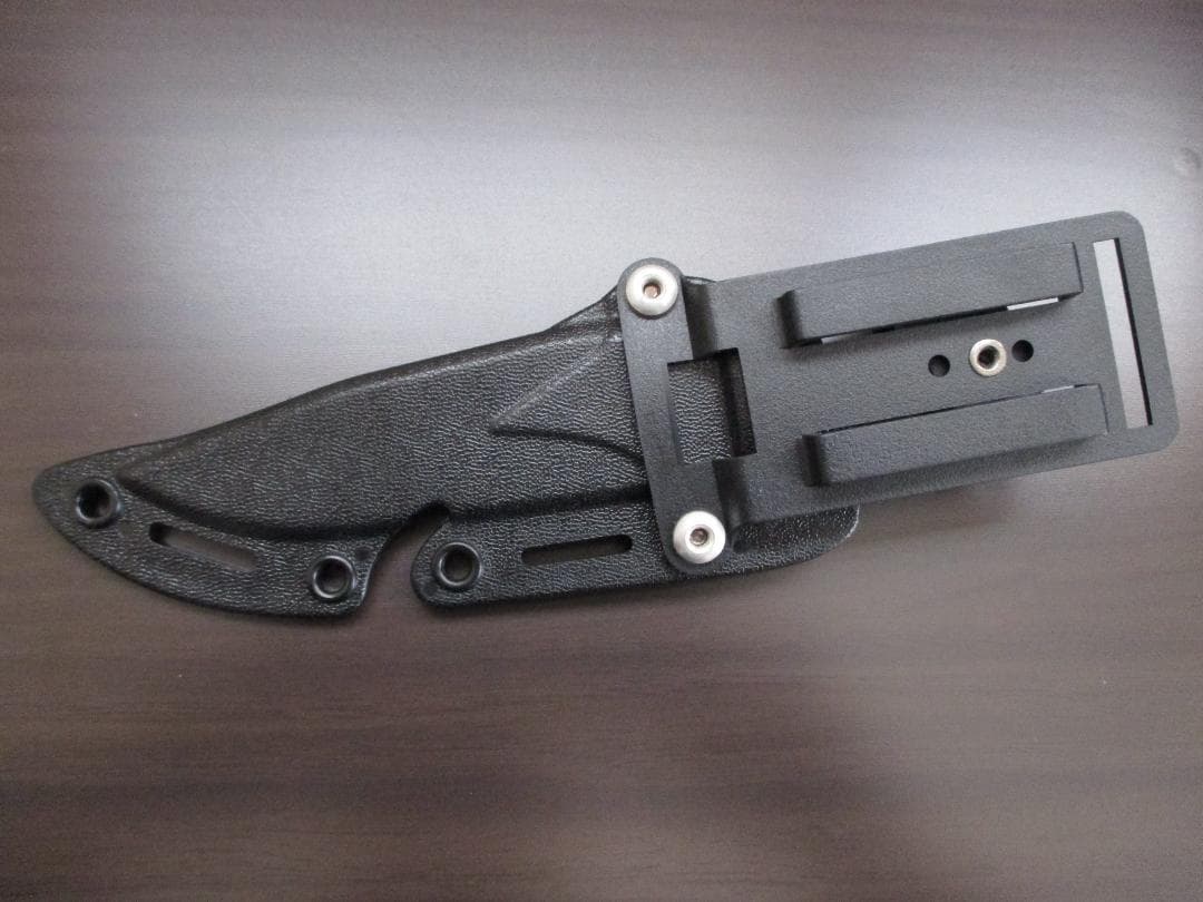 新品　完成模型品　米軍　特殊部隊　SOG SEAL PUP　タクティカルナイフ