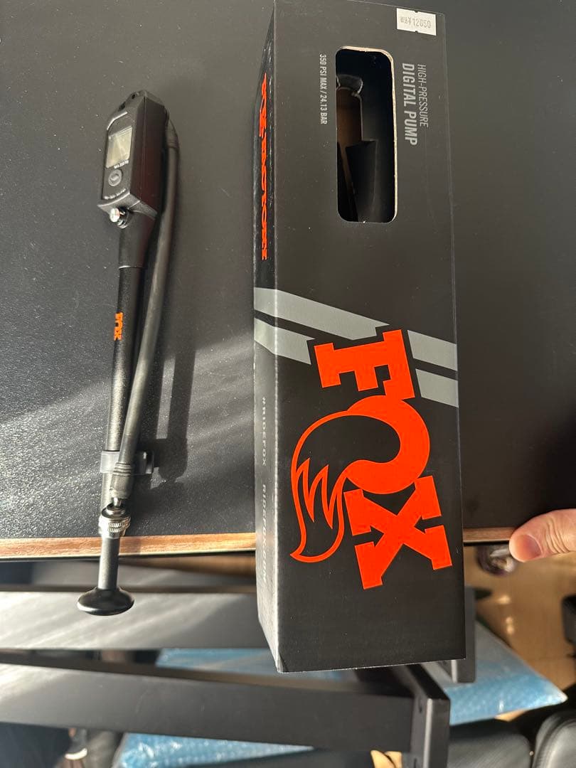 FOX RACING SHOX フォックス デジタル サスペンション ポンプ