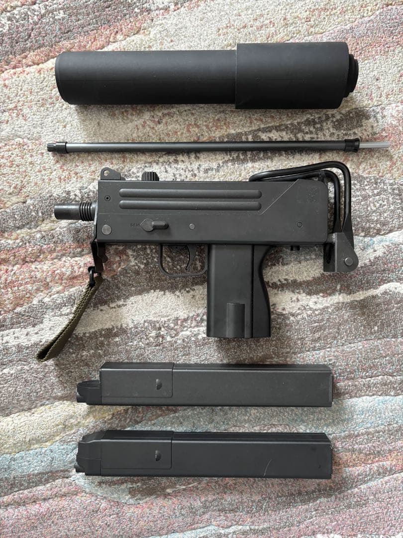 東京マルイMac 10 電動ガン サイレンサー、連射マガジン、リポバッテリー付き