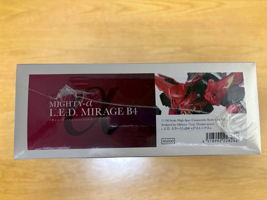 L.E.D. MIRAGE B4 デストニアス