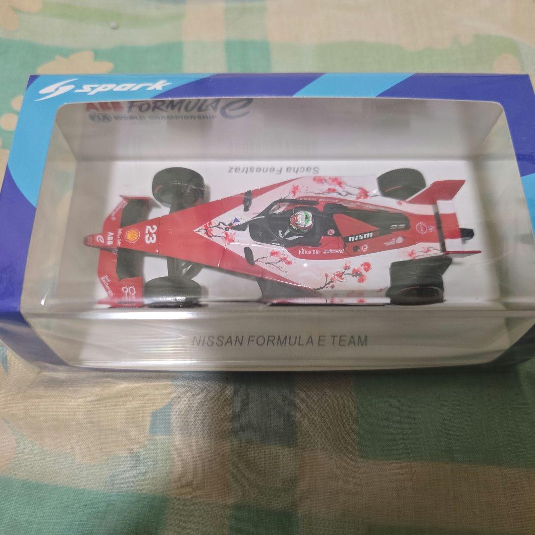 ミニカー Nissan Formula E SPARK 1/43