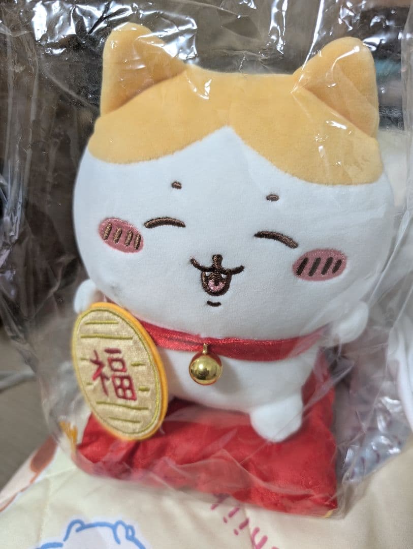 ちいかわハチワレぬいぐるみ