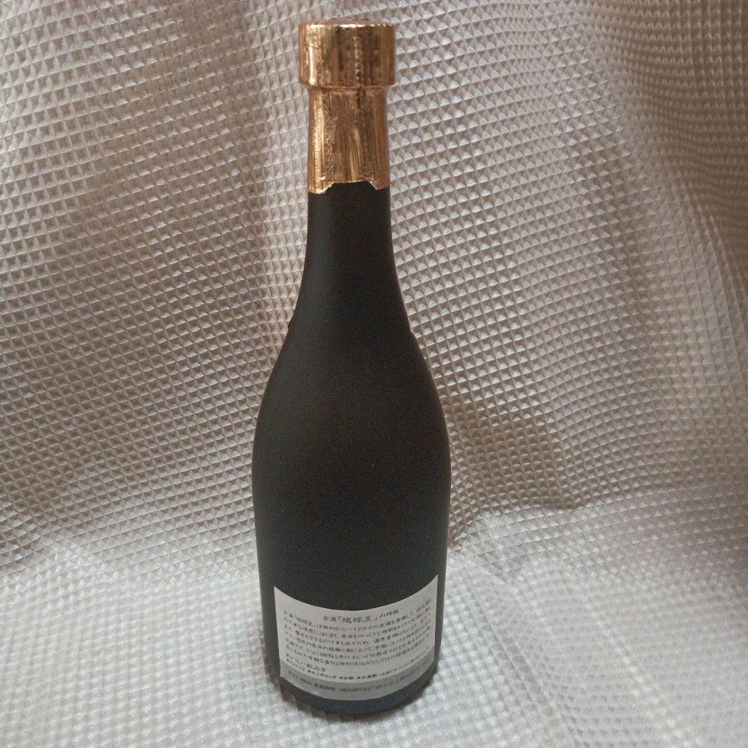 西*と様 琉球王　春雨　30度　720ml