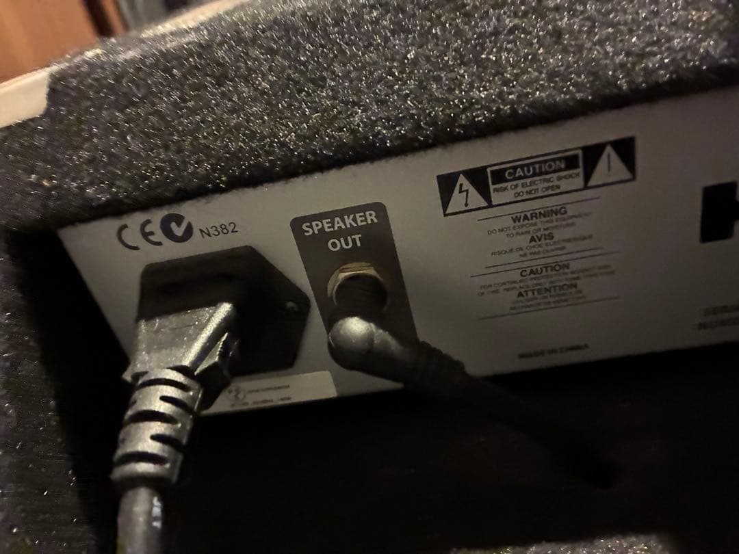 ハートキー　ベースアンプ　A70