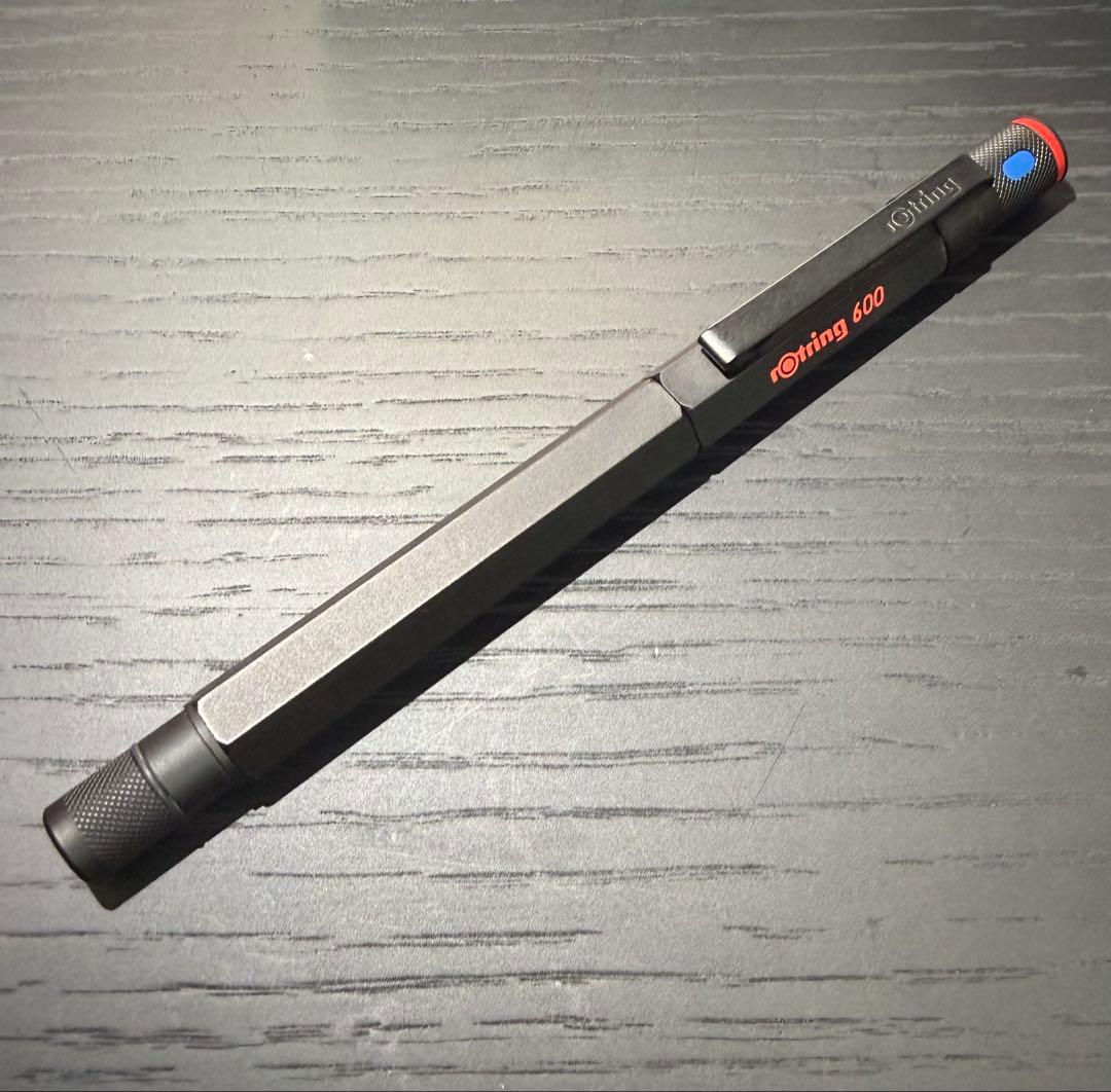 値下済 ロットリング600 ローラーボールペン 色窓 ブラック