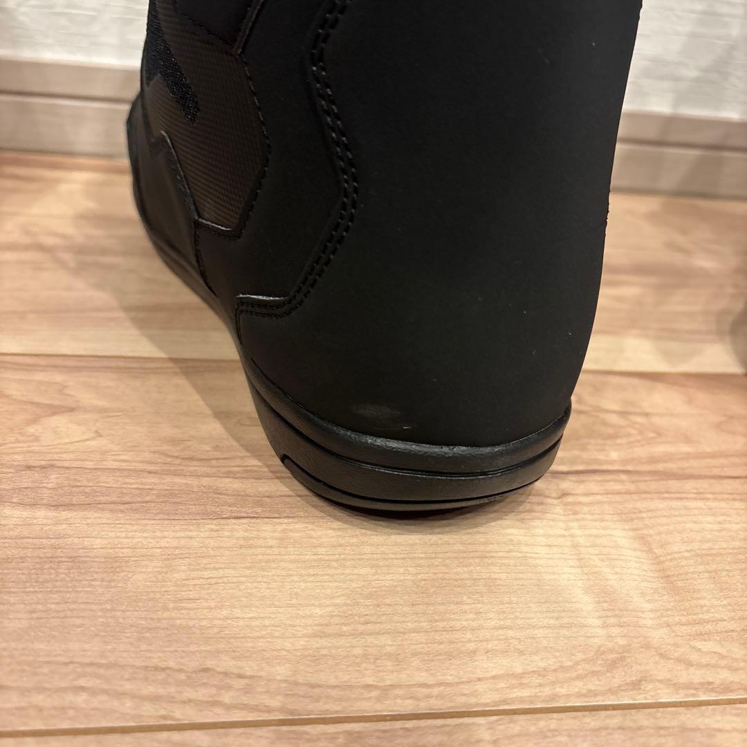 DEELUXE 23/24 ID LITE ディーラックス ブラック/レッド