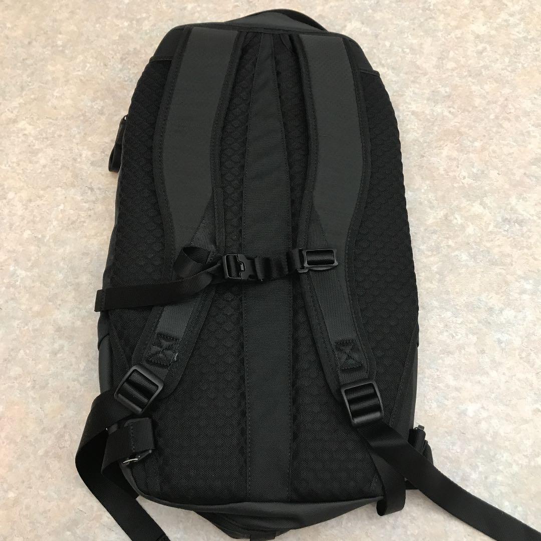 adidas アディダス　ゴルフ　バッグ　新品　タグ付　定価17600円