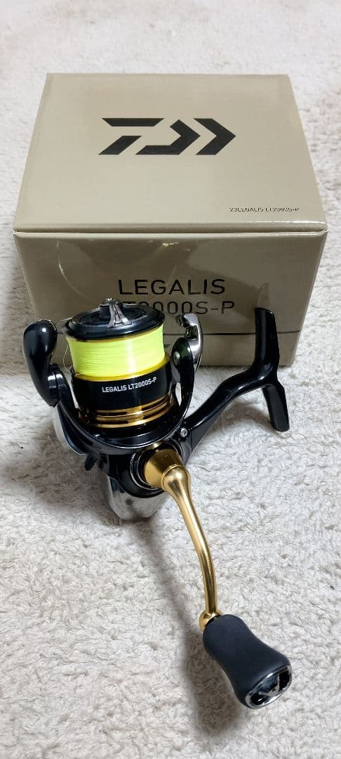 【新品未使用】DAIWA 23LEGALIS LT2000S-P