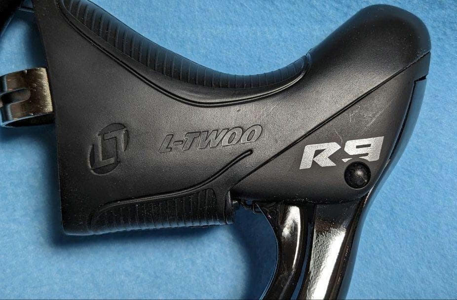 L-TWOO R9 2×11s　シフトブレーキレバー ペア