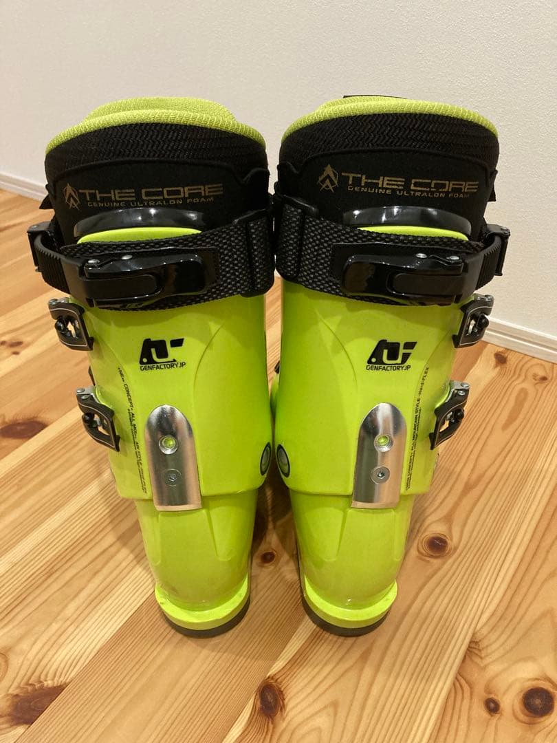 【ほぼ未使用】GEN スキーブーツ R&D