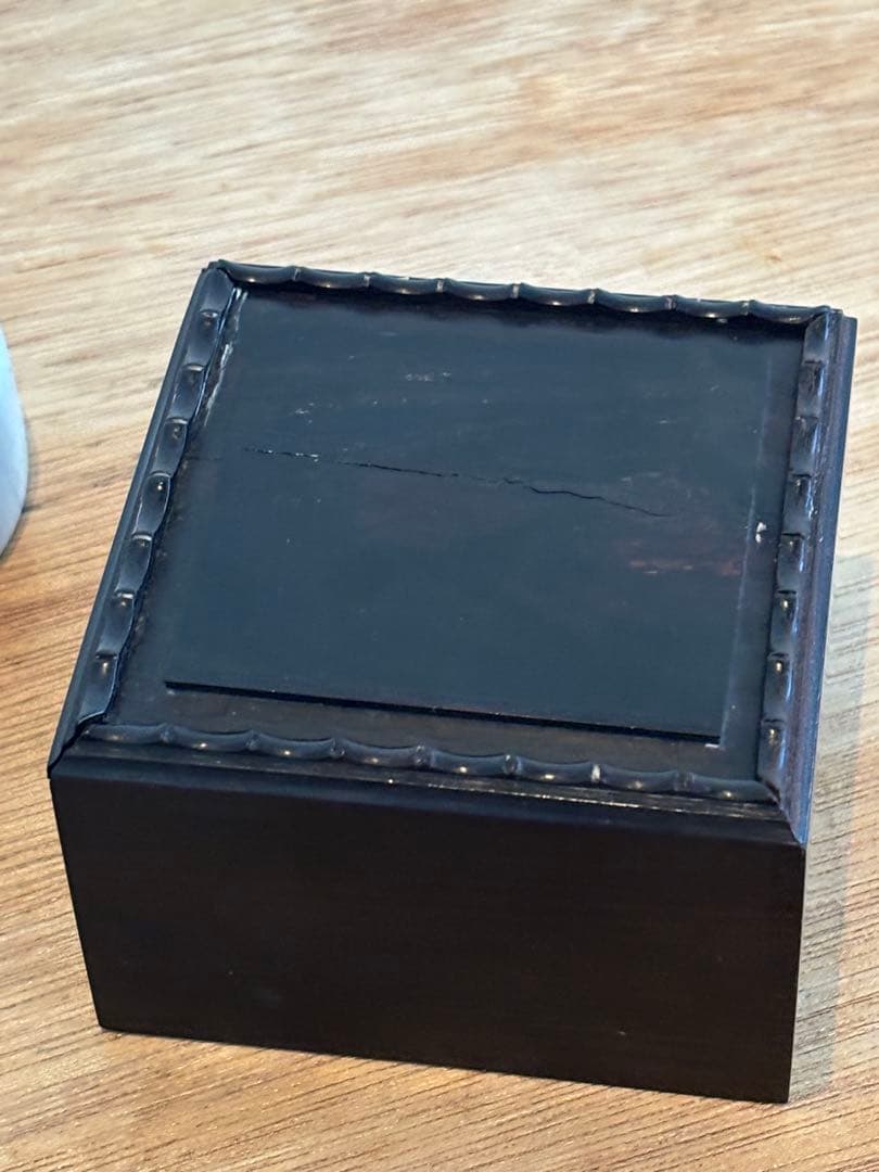 李朝後期 白磁 盃 酒器 ぐい呑み 完器 骨董 時代物 アンティーク 箱付き