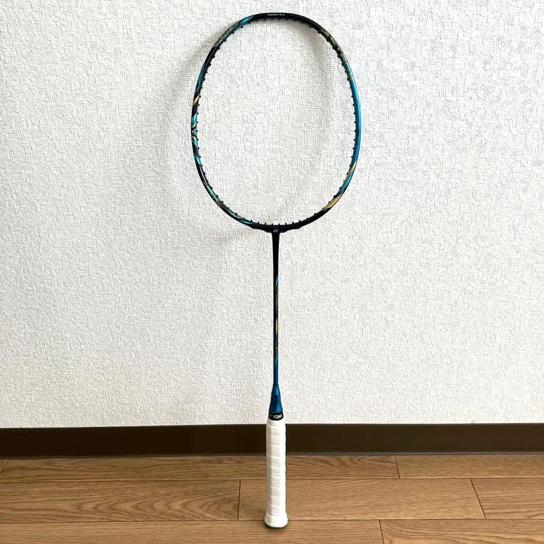 【ジャンク品】YONEX　アストロクス88s プロ／アストロクス99 プロ