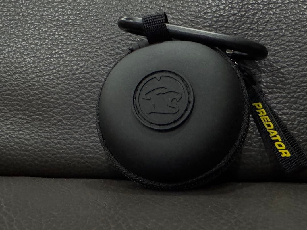 ビリヤード Predator Clip-On Cue Ball Carry Case