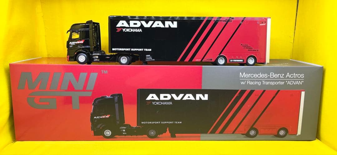 MINIGT 1/64 メルセデス アクターズ レーシングトランスポーター