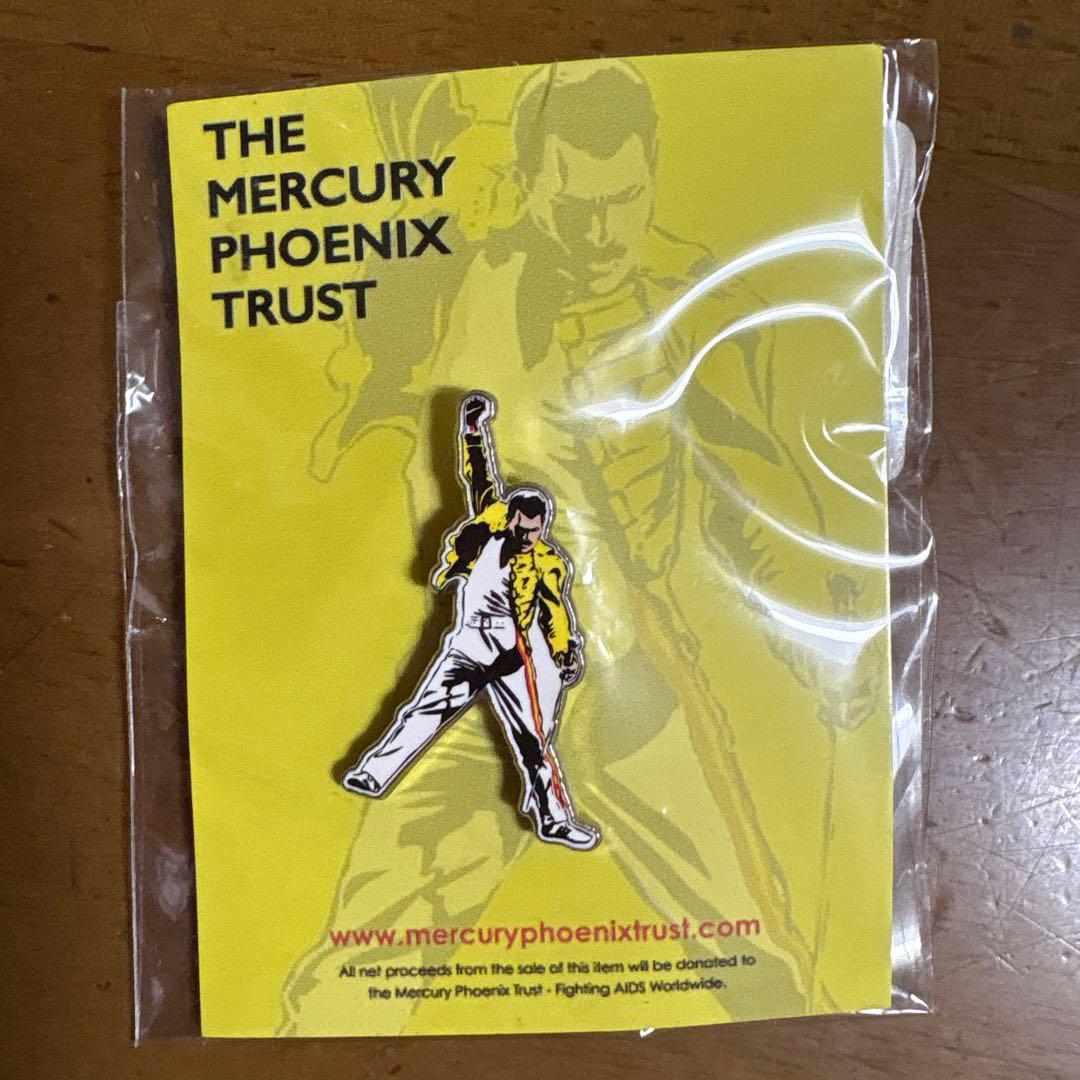 フレディ・マーキュリー ピンバッジ 新品 公式