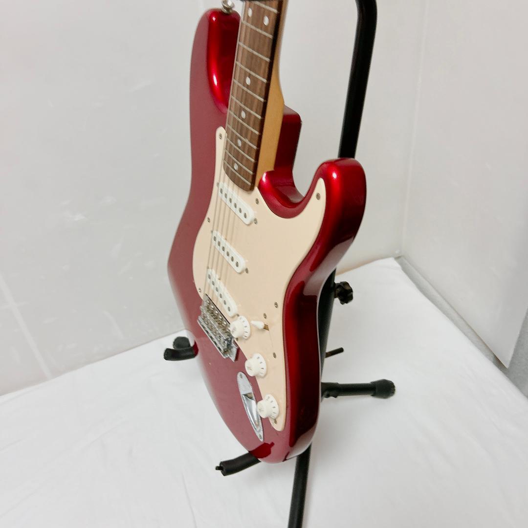 美品 Squier スクワイヤー ストラトキャスター Affinity 赤