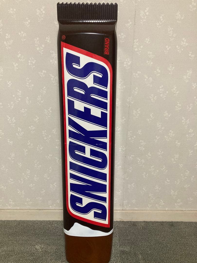 スニッカーズ　ストアディスプレイ　店舗　什器　サイン　看板　アメトイ