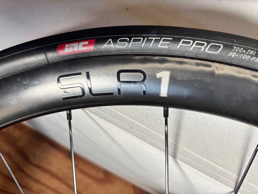 GIANT SLR1 36 Disc フックレス　内幅22.4mmタイヤ付き