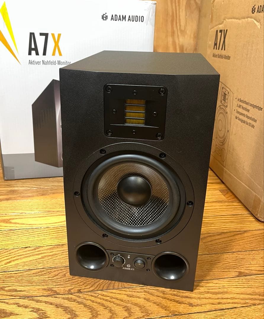 kata kuraADAM A7X スピーカー