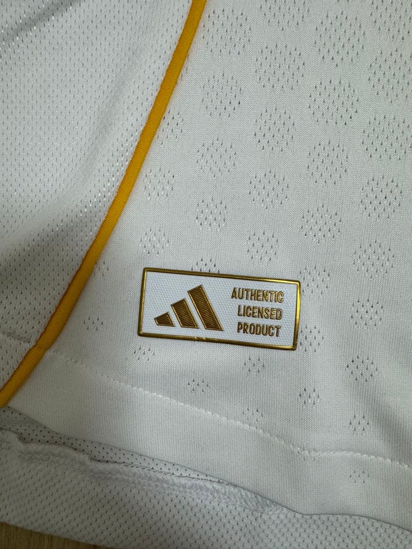 レアルマドリード ベリンガム オーセンティック L ベルナベウ購入