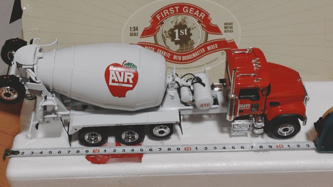 重機 スケールモデル FirstGearInternational ミキサー