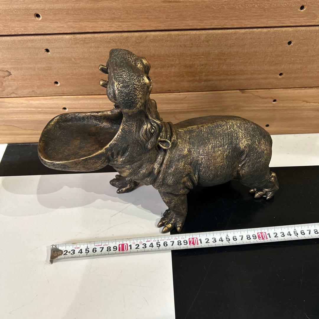 カバの置物、小物置き