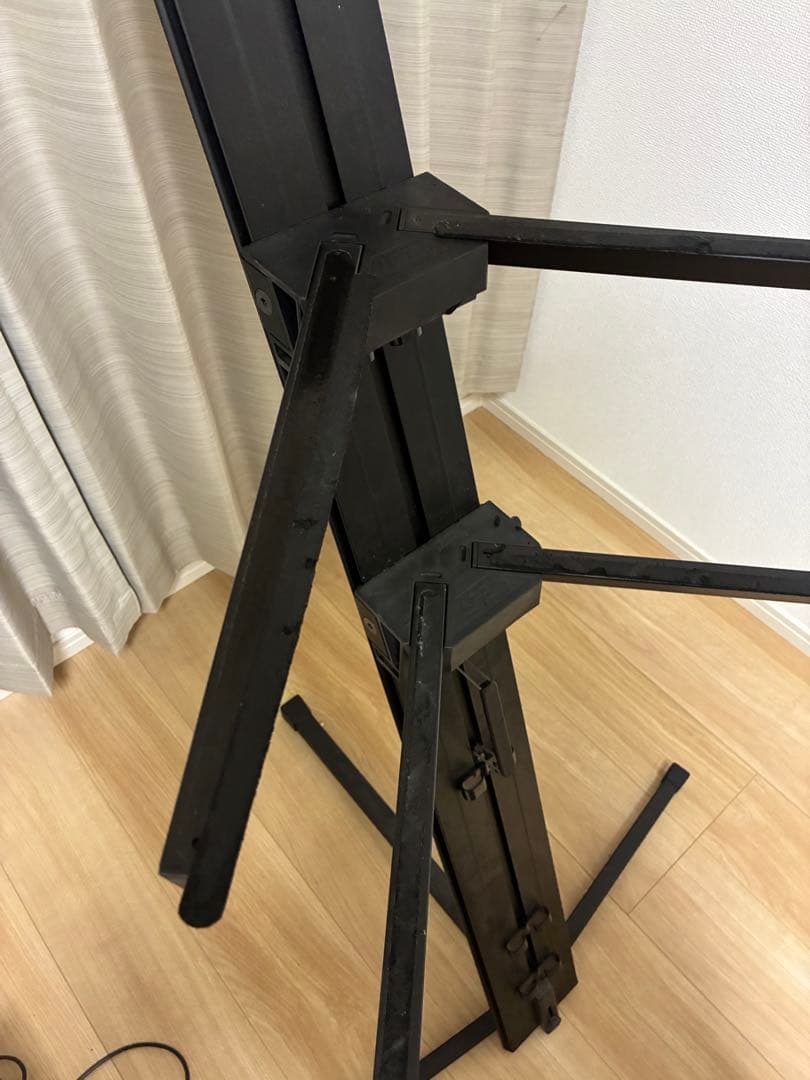 ULTIMATE2段スタンド 黒い金属製キーボードスタンド