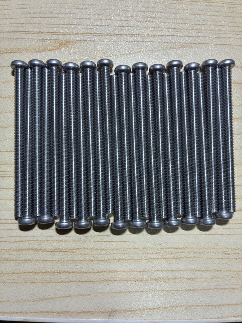 サンレッド出品