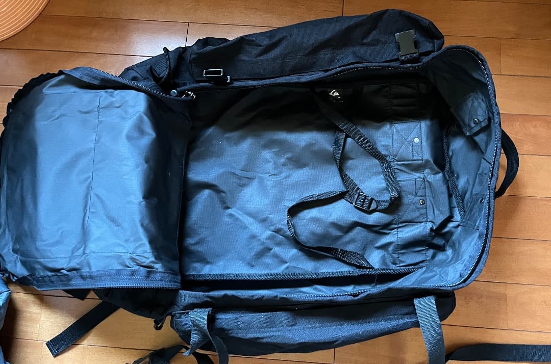 【レア】廃版品 QUIKSILVER 大きい リュック バックパック