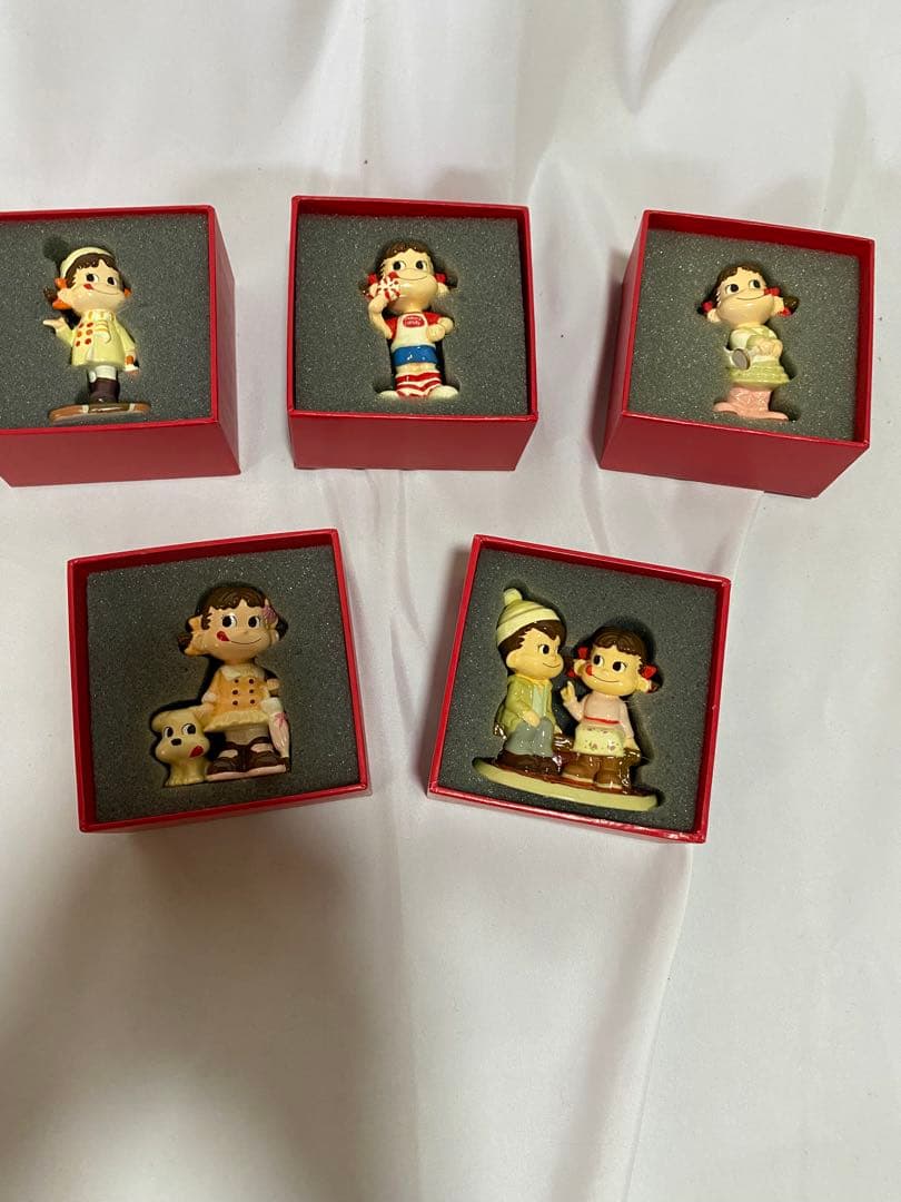 ペコちゃん　フィギュア 5体セット