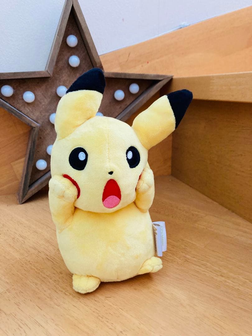 ムンク展　ポケモン ピカチュウ　ぬいぐるみ　希少　美品