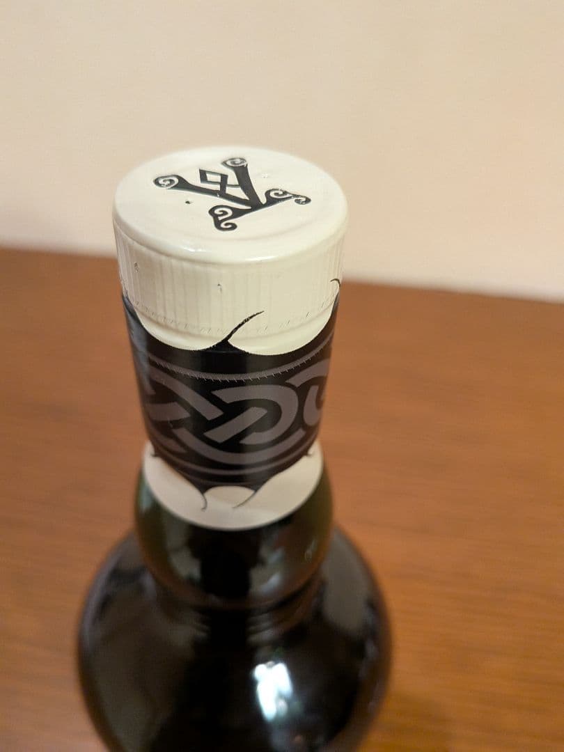 Ardbeg BizarreBQ 700ml 50.9%　ピンバッチ付