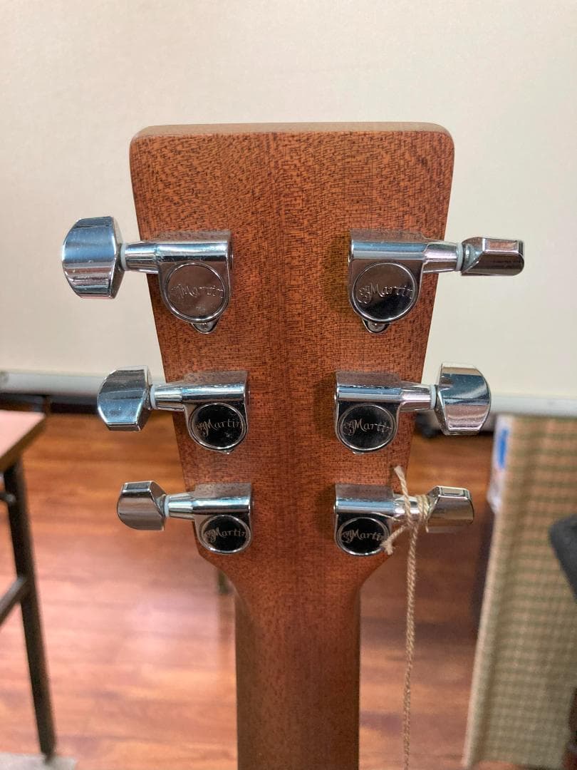 ♪超価格　マーチン　ドレッドノートジュニア　エレアコ　専用ギグバッグ付き