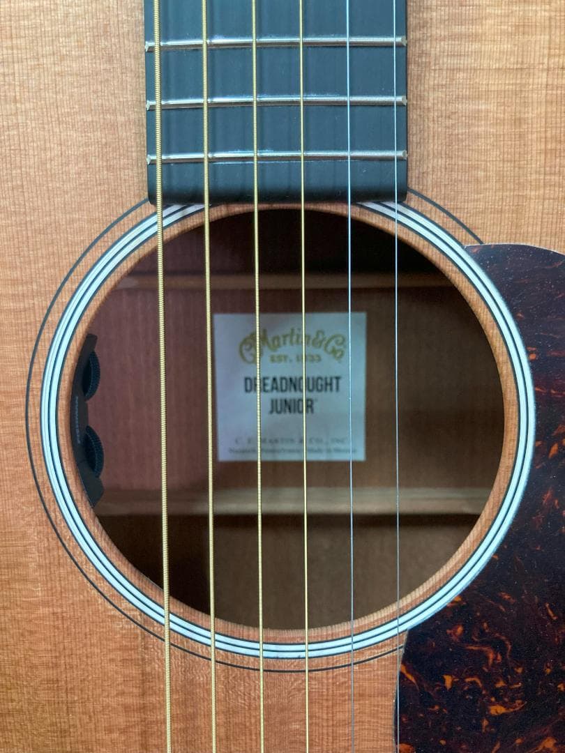 ♪超価格　マーチン　ドレッドノートジュニア　エレアコ　専用ギグバッグ付き