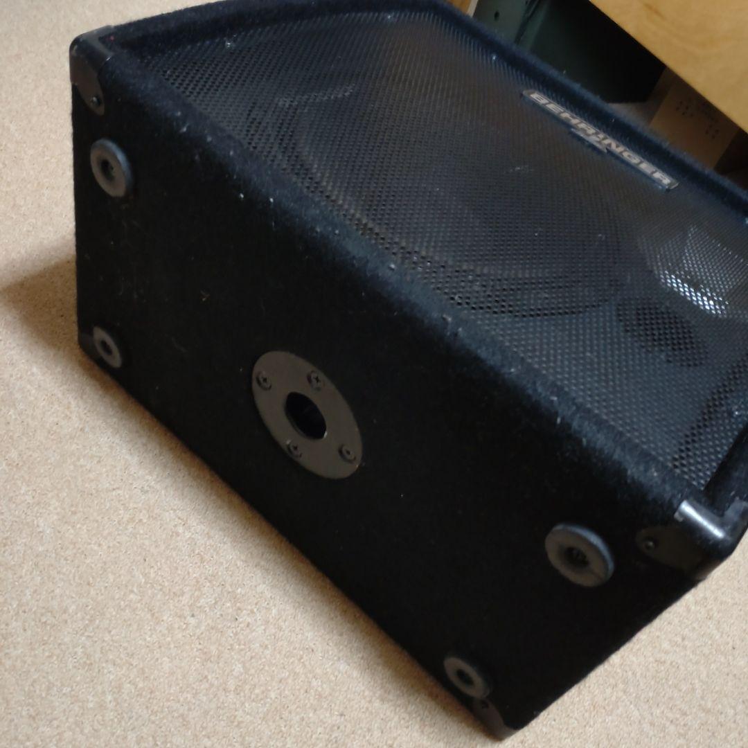 BEHRINGER ULTRATONE K900FX アンプ