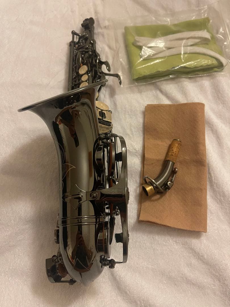 ソプラノサックス Schiller Curved。Germany